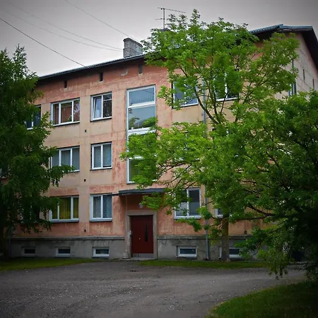 Apartment Caroliine Kesklinna *